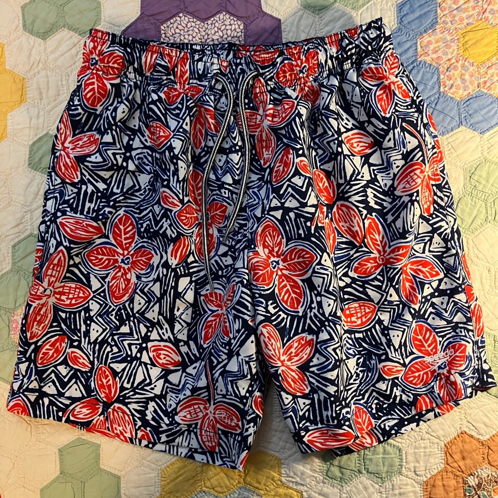 Men’s Speedo swim trunks S